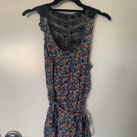 XXI Forever 21 floral romper (S) - Picture 3 of 7